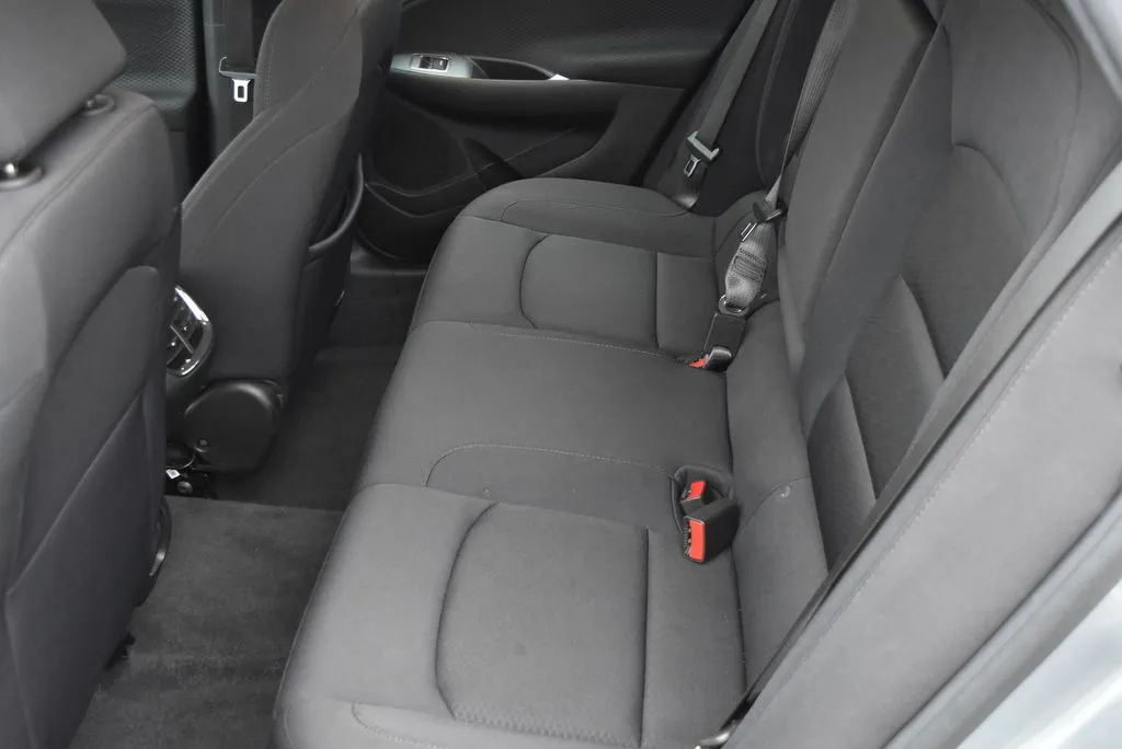 Chevrolet Malibu photo 9