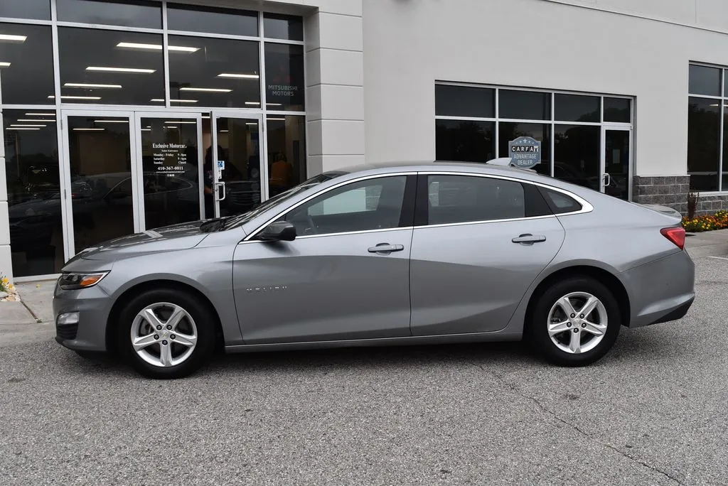 Chevrolet Malibu photo 4