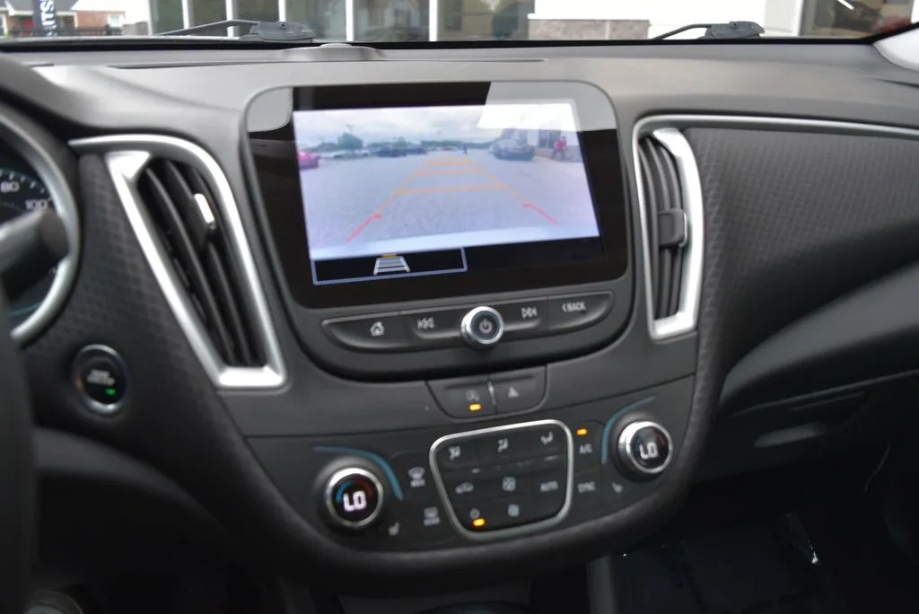 Chevrolet Malibu photo 14