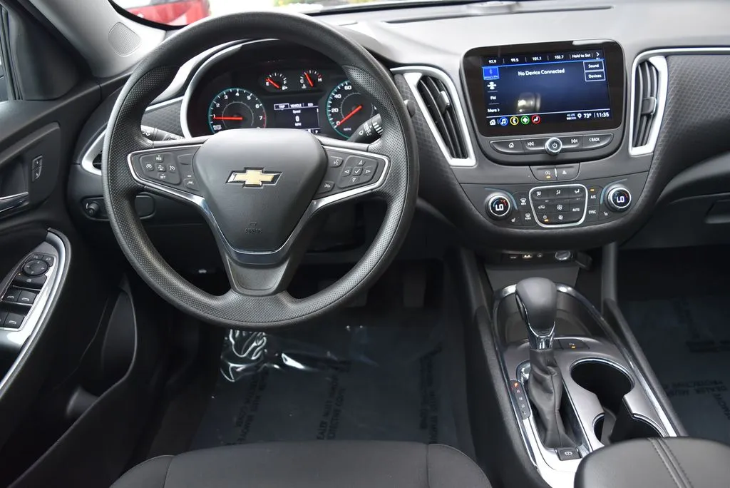 Chevrolet Malibu photo 11