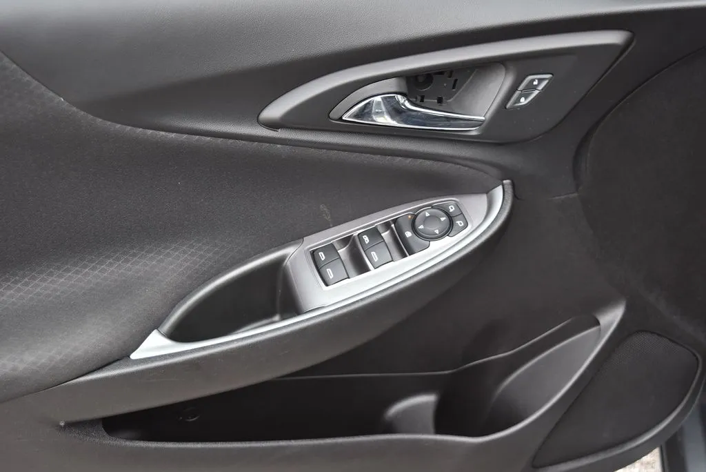 Chevrolet Malibu photo 8