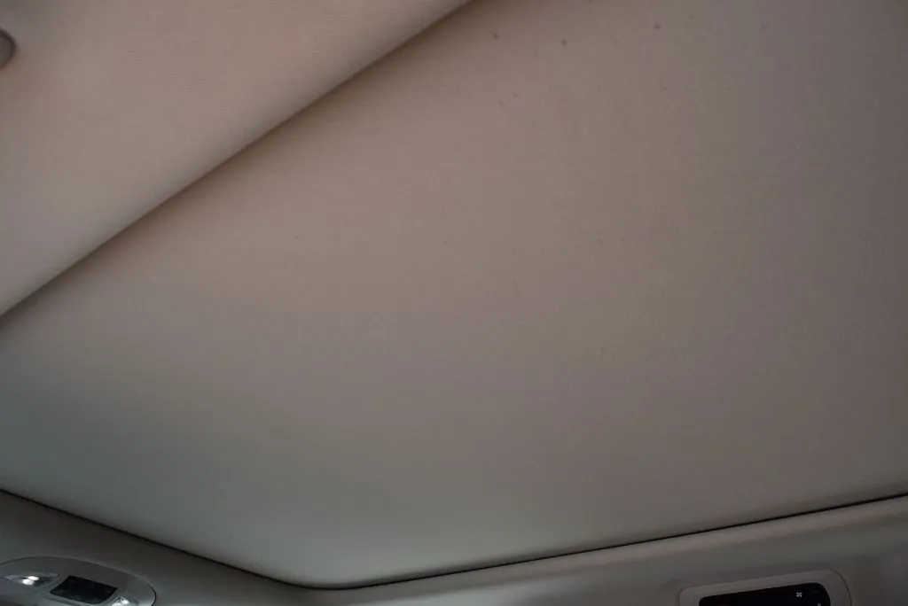 Chrysler Pacifica photo 20