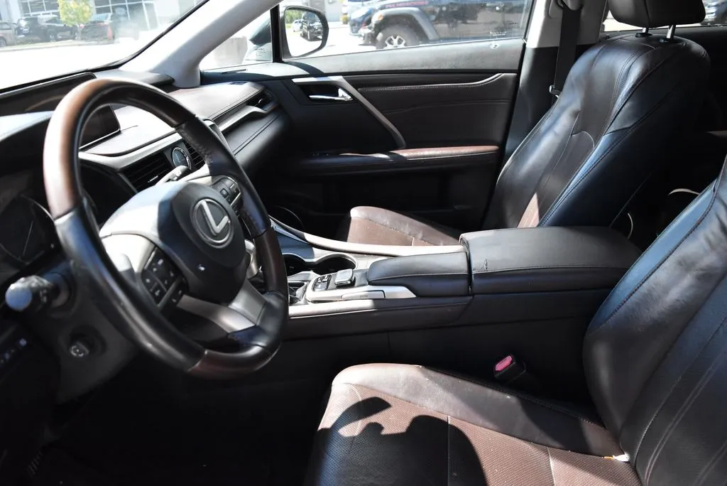 Lexus RX photo 8