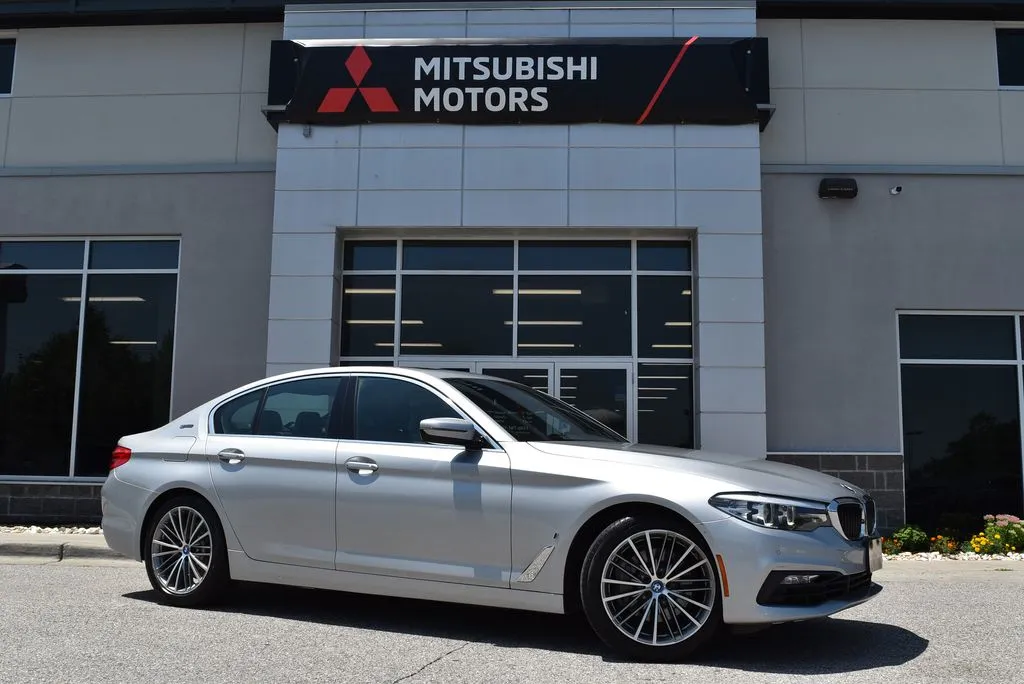 Silver 2018 BMW 5 Series 530e xDrive iPerformance for sale in Randallstown, MD