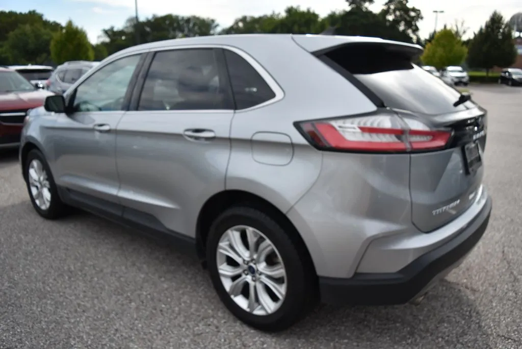 2022 Ford Edge Titanium - Photo 6