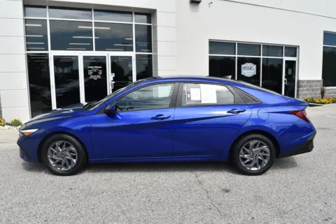 More photos of 2024 Hyundai Elantra SEL at Exclusive Motorcars, MD