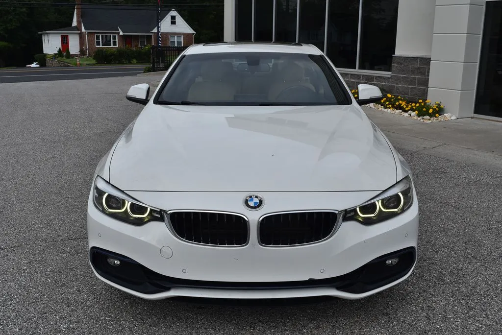 BMW 4 Series photo 3
