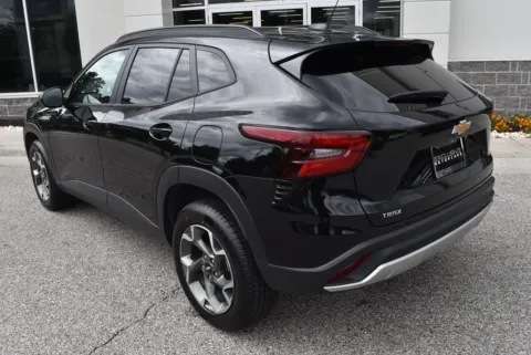 More photos of 2025 Chevrolet Trax LT at Exclusive Motorcars, MD