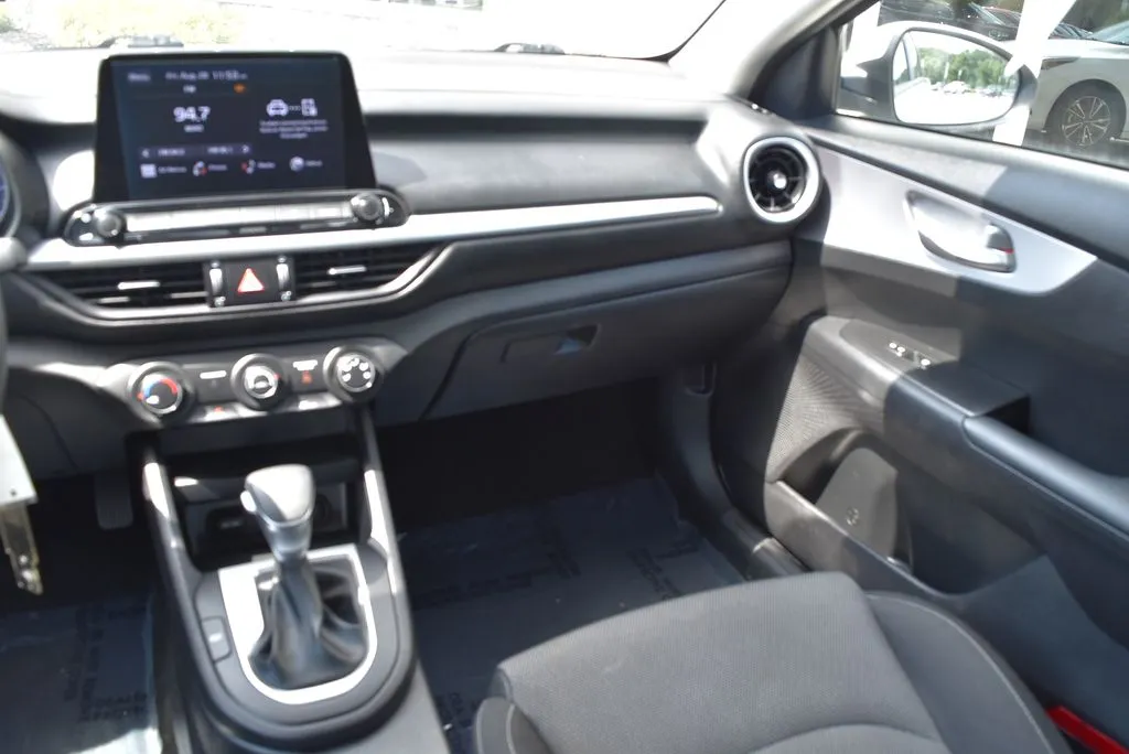 Kia Forte photo 12