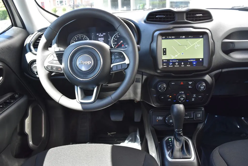 Jeep Renegade photo 11