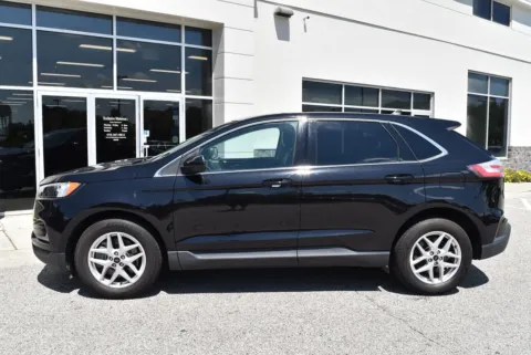 More photos of 2024 Ford Edge SEL at Exclusive Motorcars, MD