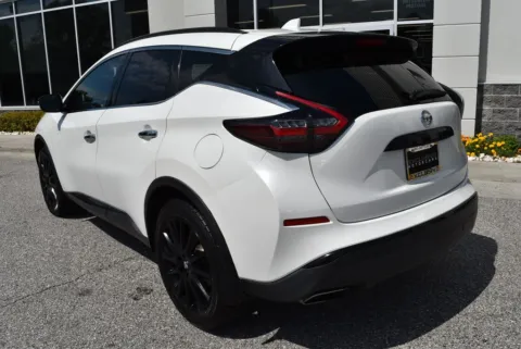 More photos of 2022 Nissan Murano SV at Exclusive Motorcars, MD