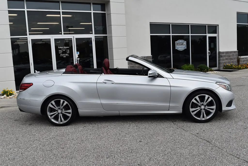 Mercedes-Benz E-Class photo 2
