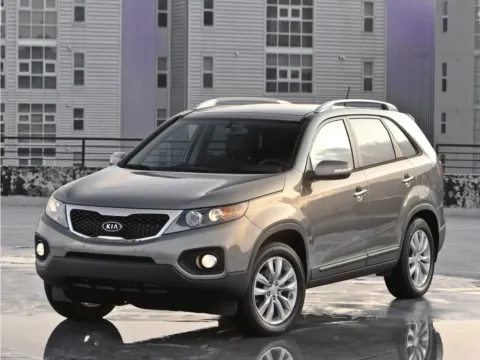 Silver 2013 Kia Sorento LX for sale in Randallstown, MD