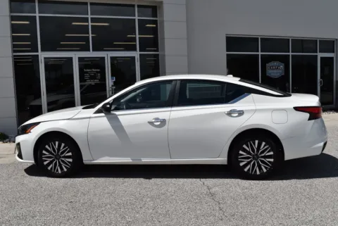 More photos of 2025 Nissan Altima 2.5 SV at Exclusive Motorcars, MD