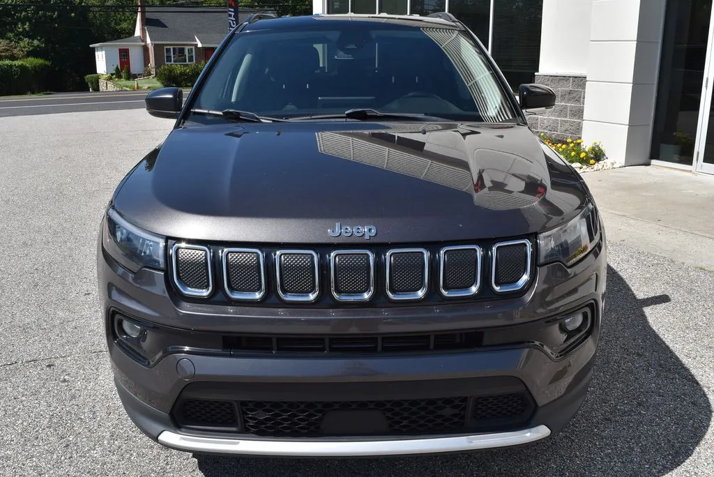 Jeep Compass photo 3
