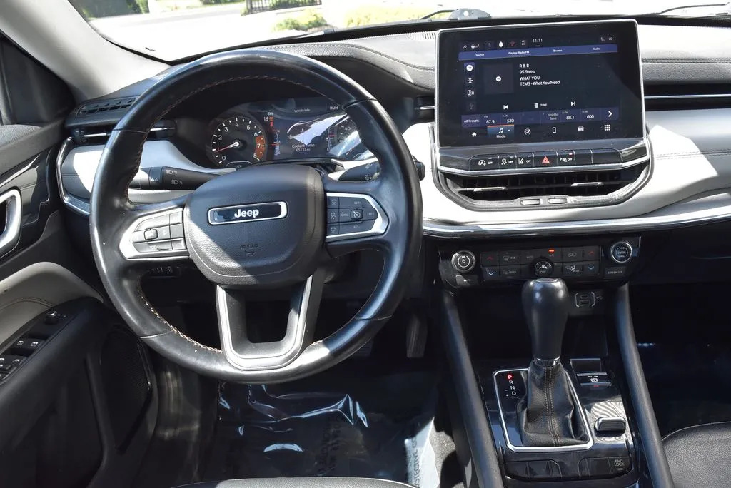Jeep Compass photo 11