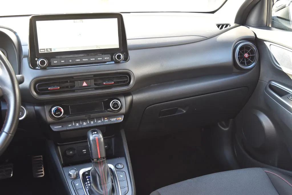 Hyundai Kona photo 13