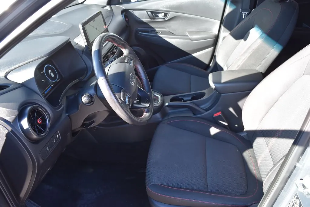 Hyundai Kona photo 8