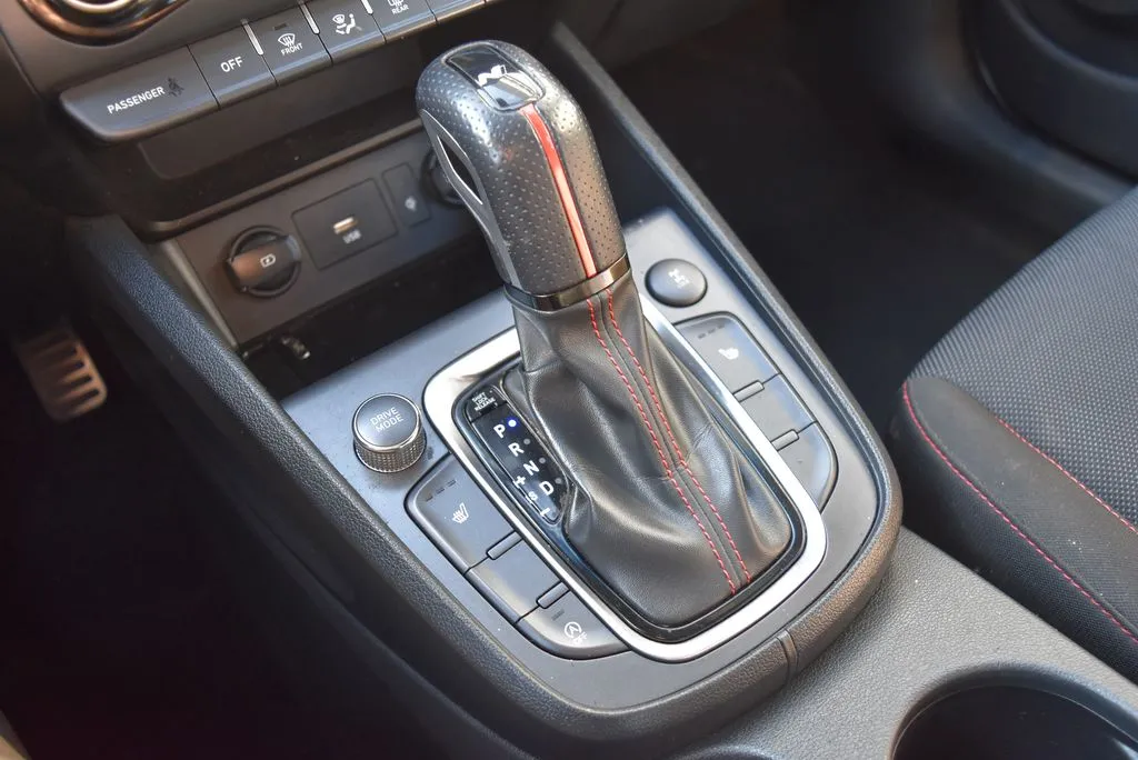 Hyundai Kona photo 17