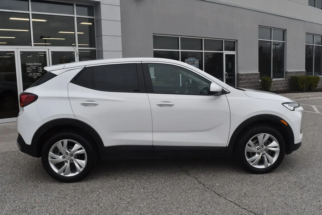 Buick Encore GX photo 2