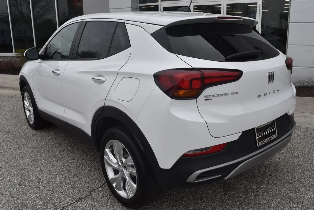 Buick Encore GX photo 5