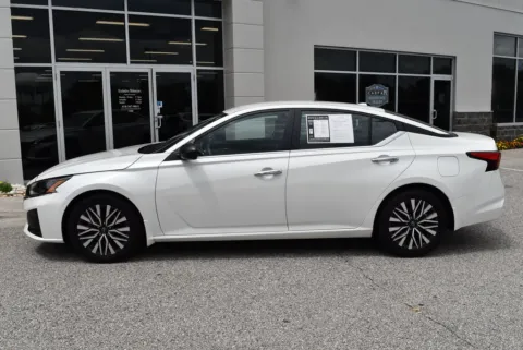 More photos of 2024 Nissan Altima 2.5 SV at Exclusive Motorcars, MD