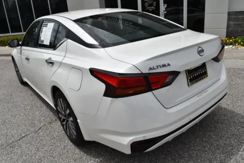More photos of 2024 Nissan Altima 2.5 SV at Exclusive Motorcars, MD