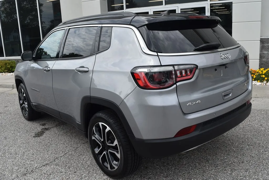 Jeep Compass photo 5
