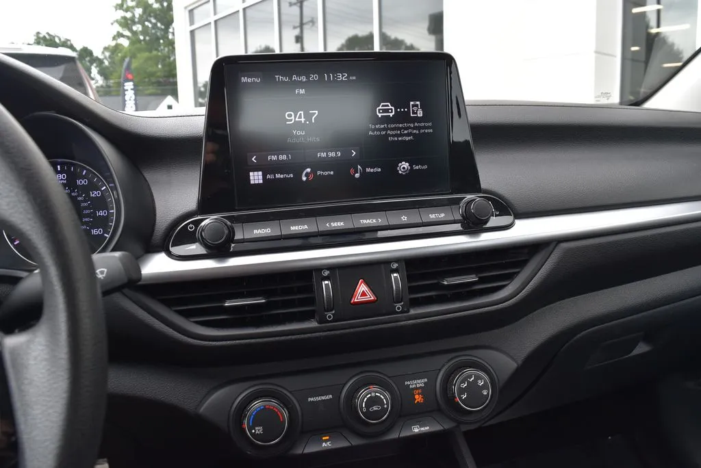 Kia Forte photo 9