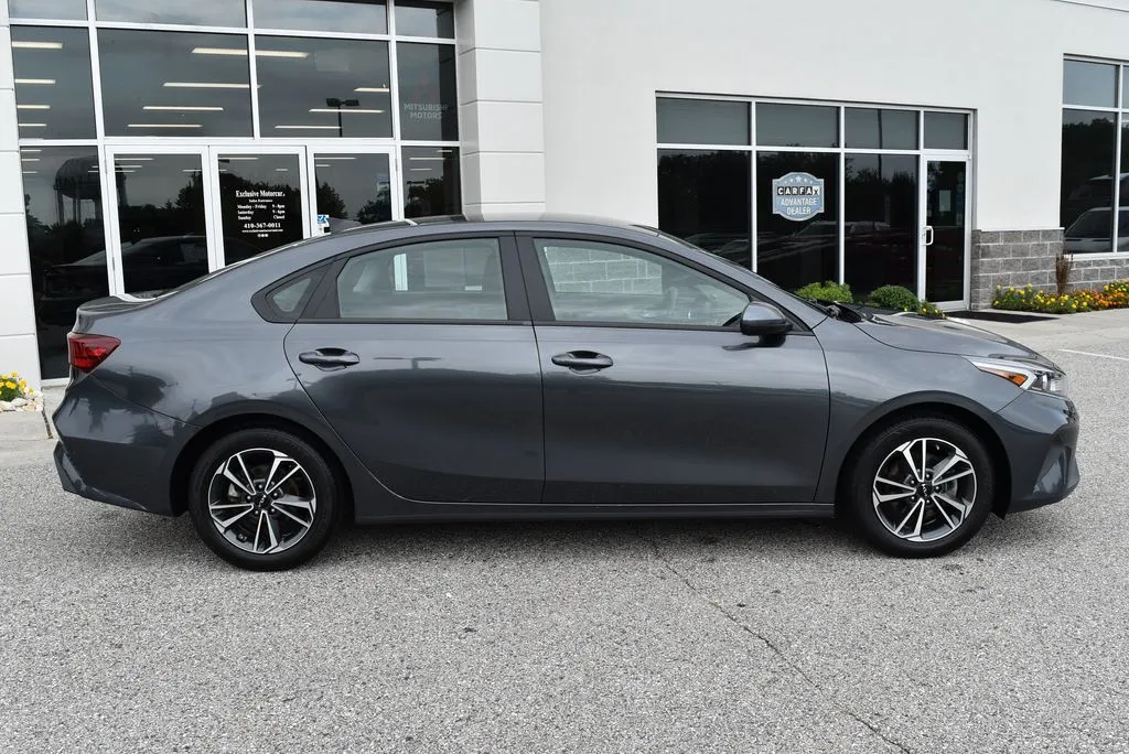 Kia Forte photo 2