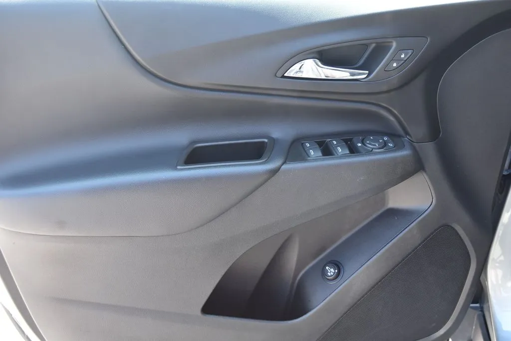 Chevrolet Equinox photo 8