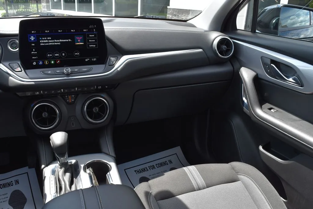 Chevrolet Blazer photo 12