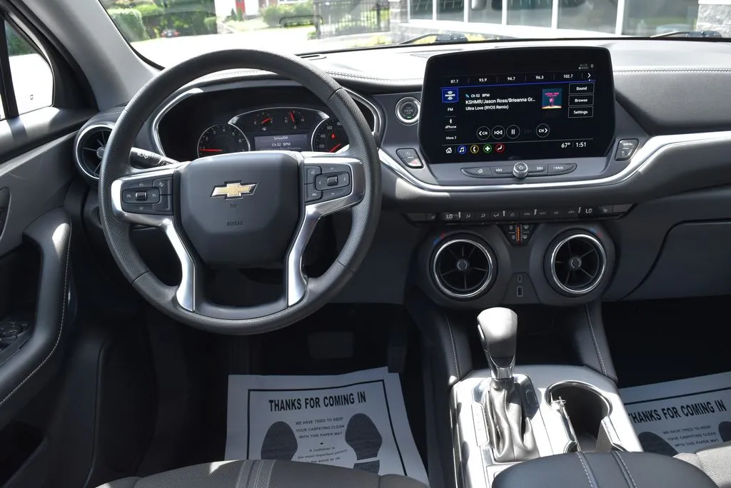 Chevrolet Blazer photo 11