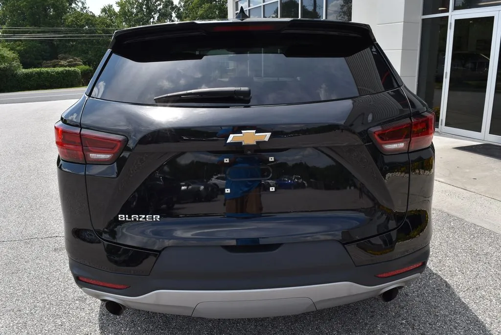 Chevrolet Blazer photo 6
