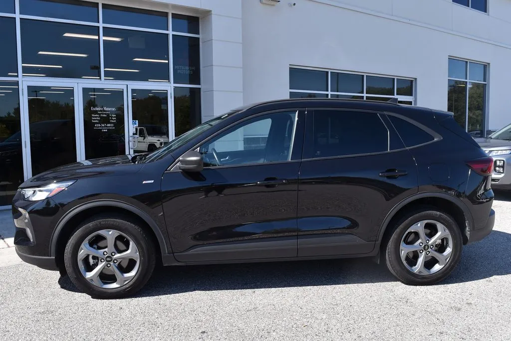 Ford Escape photo 4