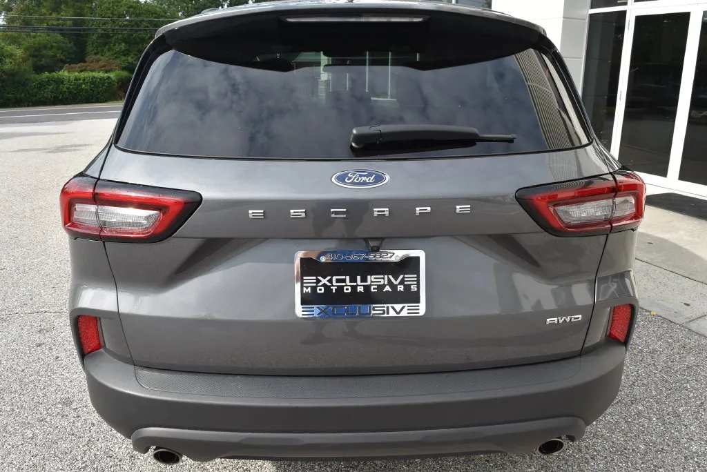 Ford Escape photo 6