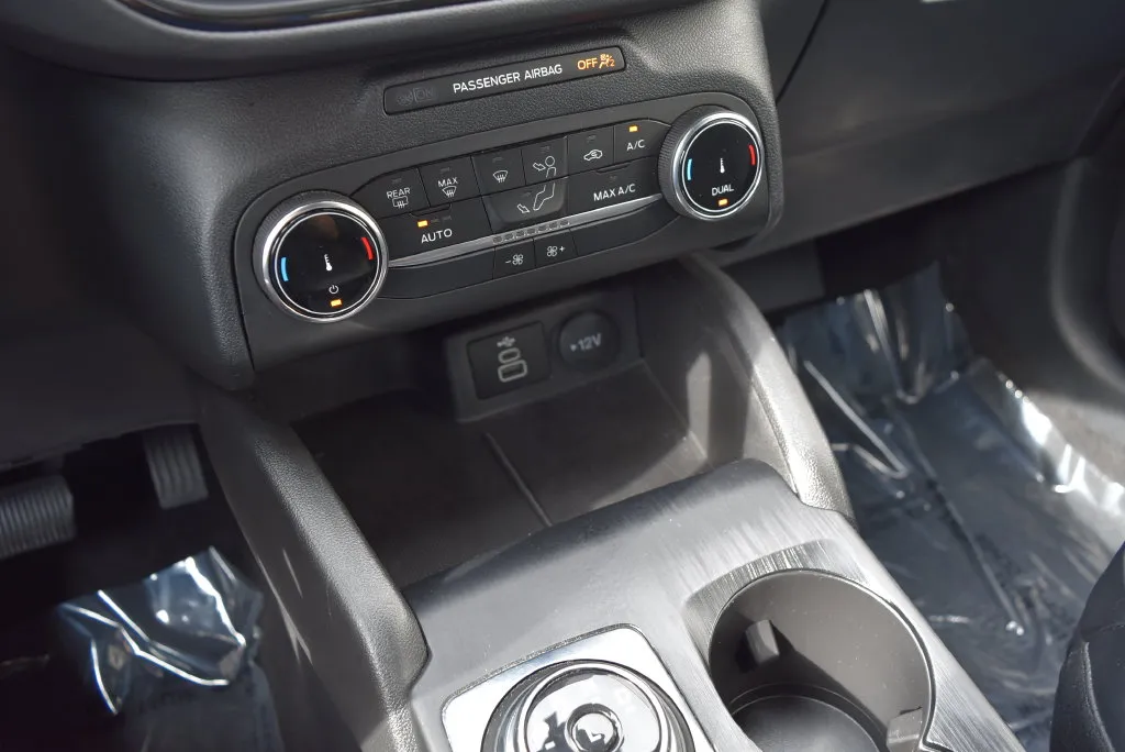 Ford Escape photo 18