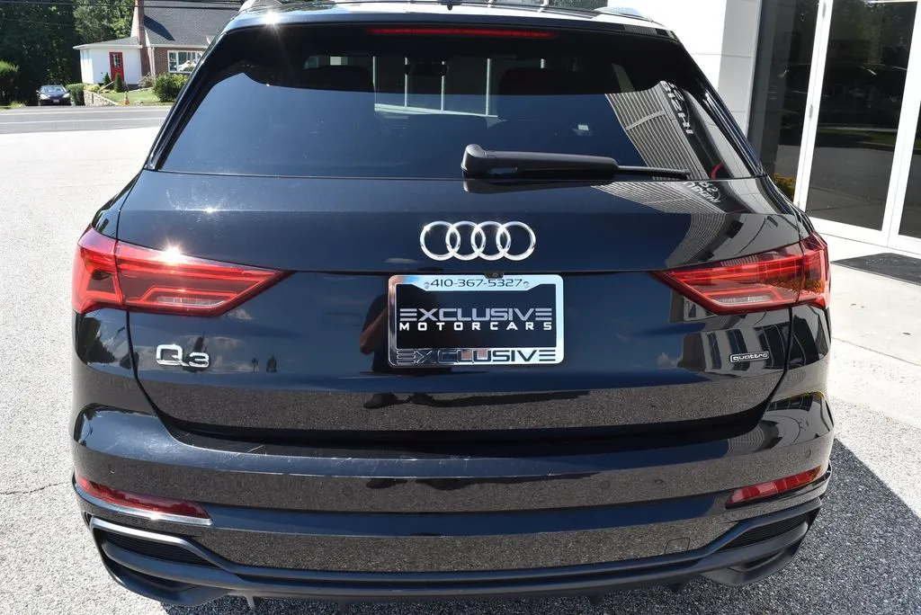 Audi Q3 photo 6