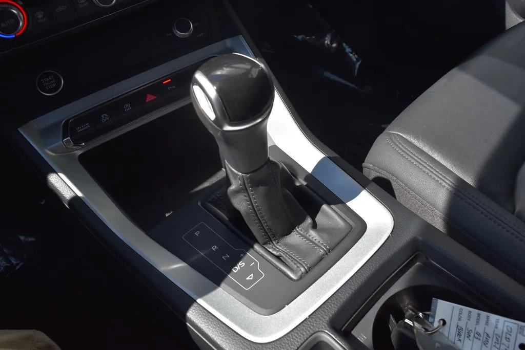 Audi Q3 photo 16