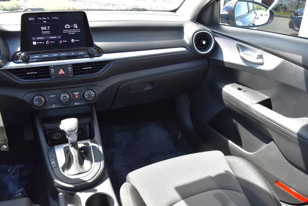 Kia Forte photo 13