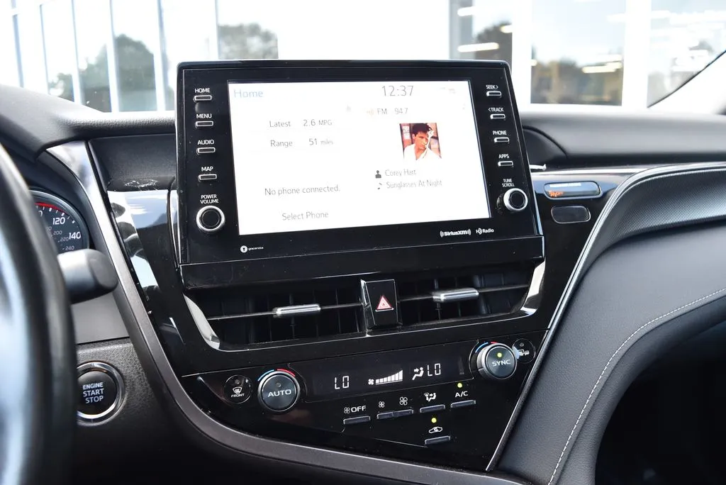 Toyota Camry photo 15