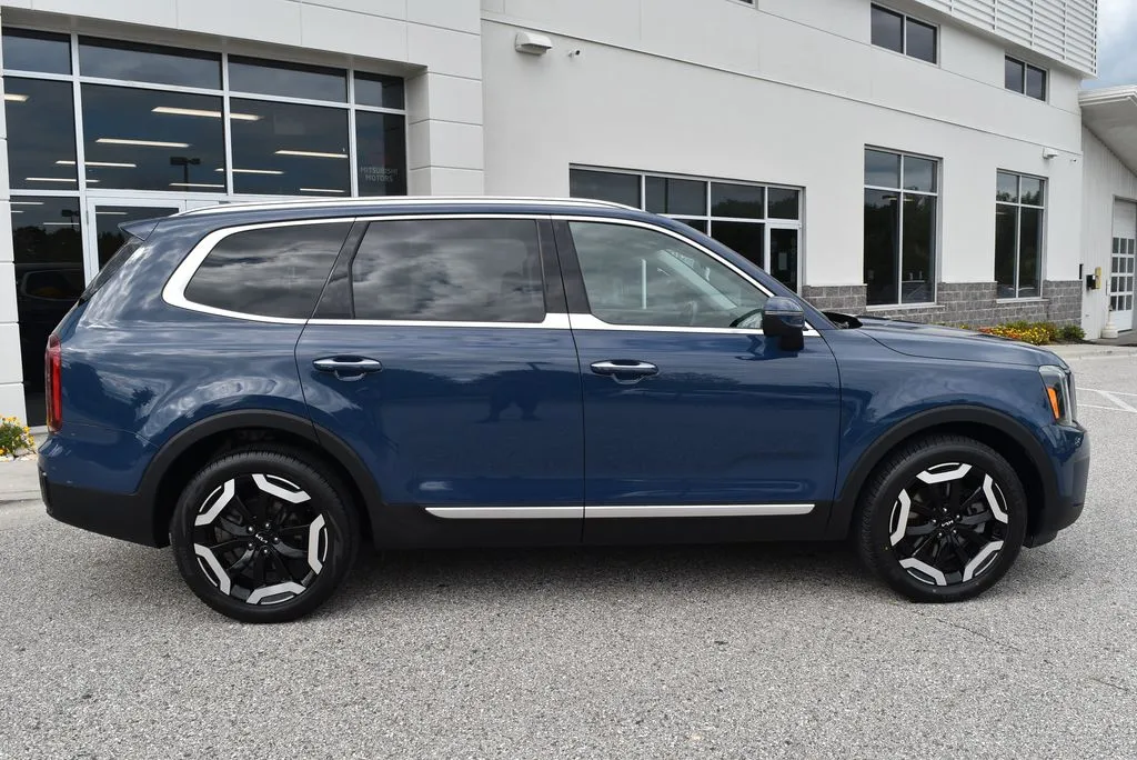 Kia Telluride photo 2