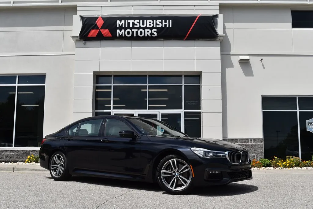 2019 BMW 7 Series 740i