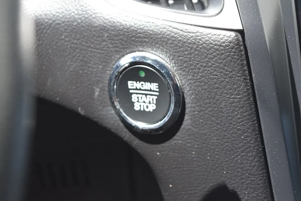 Ford Edge photo 16