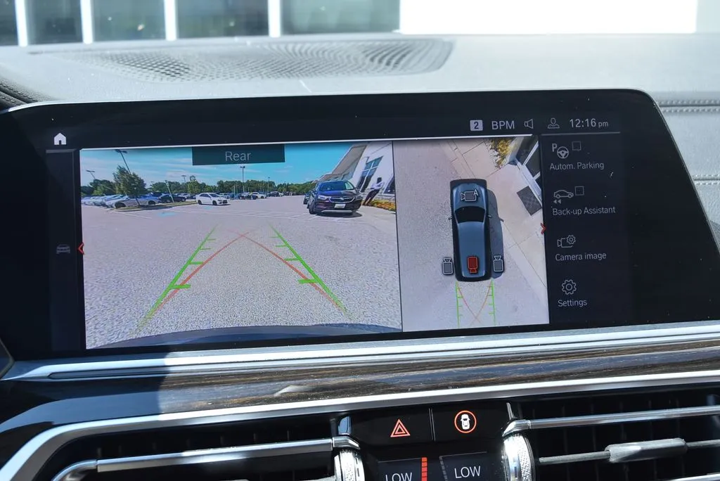 BMW X7 photo 16