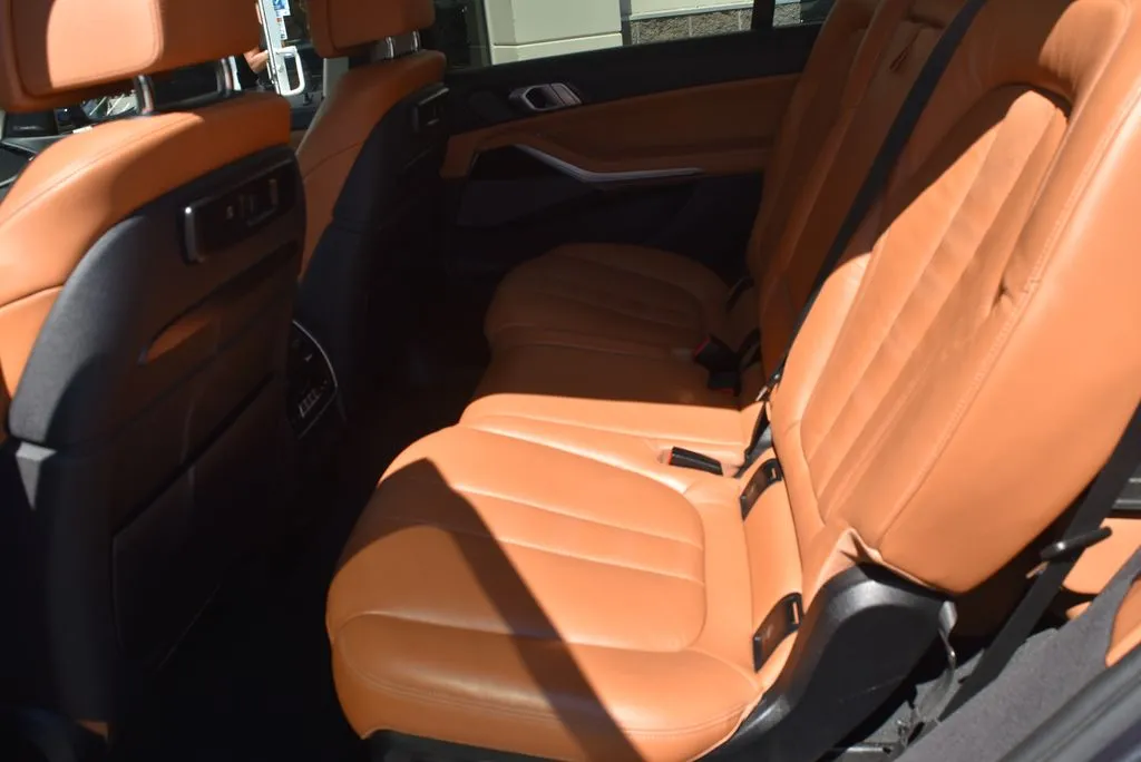 BMW X7 photo 10
