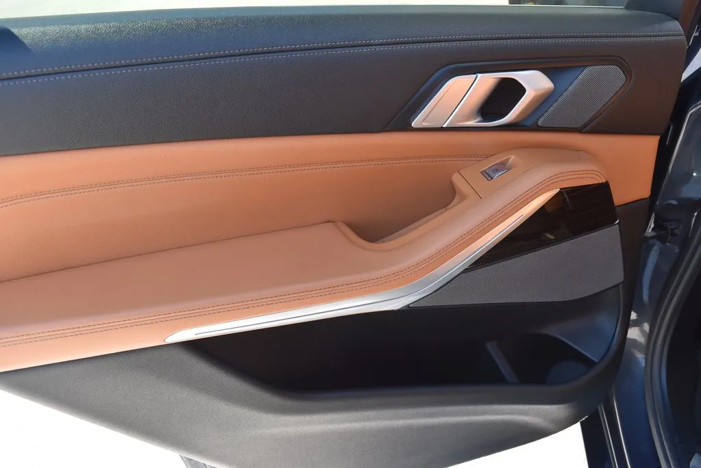 BMW X7 photo 11