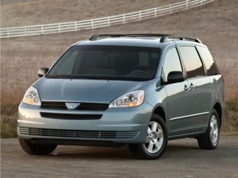 Brown 2004 Toyota Sienna XLE for sale in Randallstown, MD