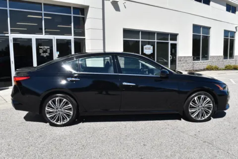 Photos of 2023 Nissan Altima 2.5 SL for sale in Randallstown, MD at Exclusive Motorcars